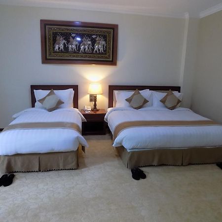 วิกทอเรีย พาเลซ โฮเทล Hotel มัณฑะเลย์ ภายนอก รูปภาพ