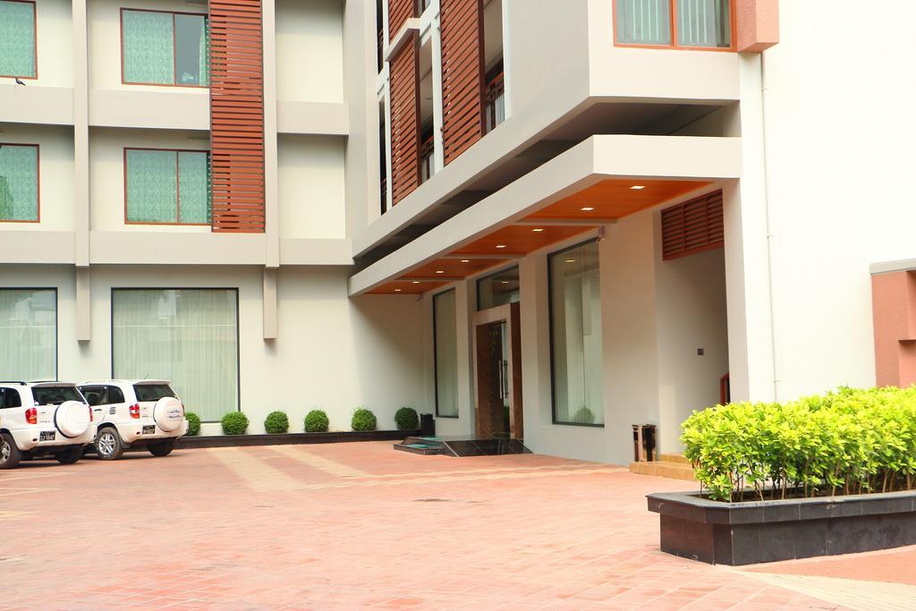 วิกทอเรีย พาเลซ โฮเทล Hotel มัณฑะเลย์ ภายนอก รูปภาพ