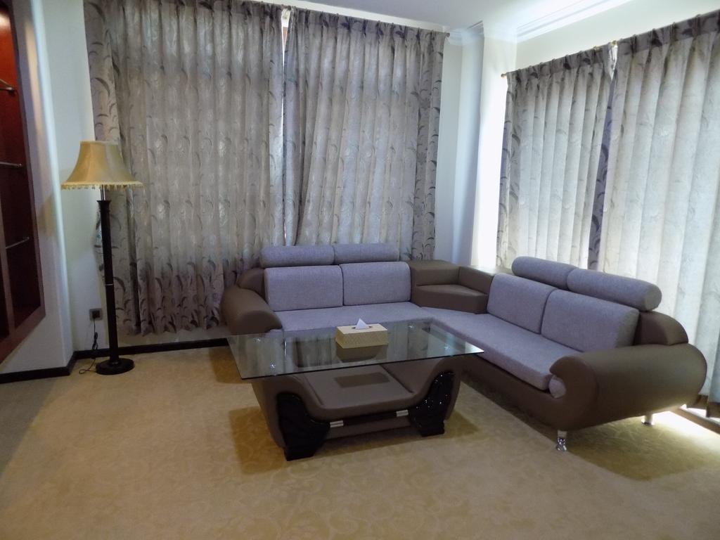 วิกทอเรีย พาเลซ โฮเทล Hotel มัณฑะเลย์ ภายนอก รูปภาพ