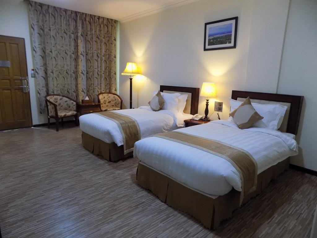 วิกทอเรีย พาเลซ โฮเทล Hotel มัณฑะเลย์ ภายนอก รูปภาพ